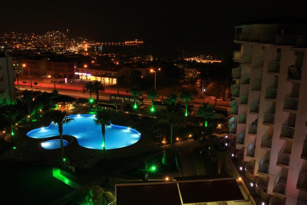 Royal Palace Kusadasi Hotel Ngoại thất bức ảnh