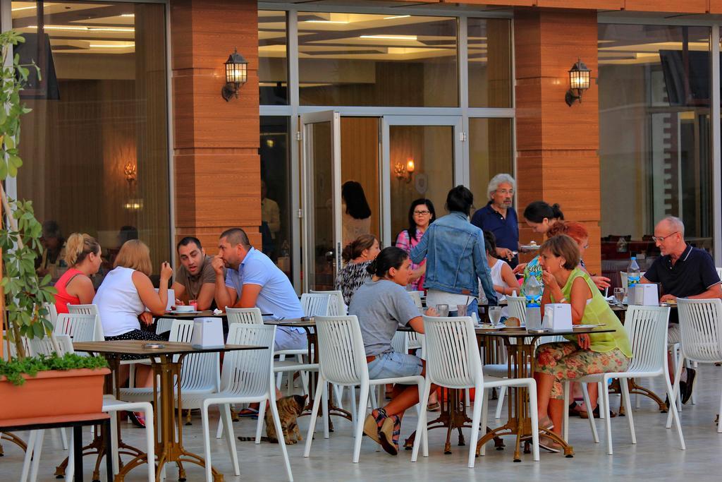 Royal Palace Kusadasi Hotel Ngoại thất bức ảnh