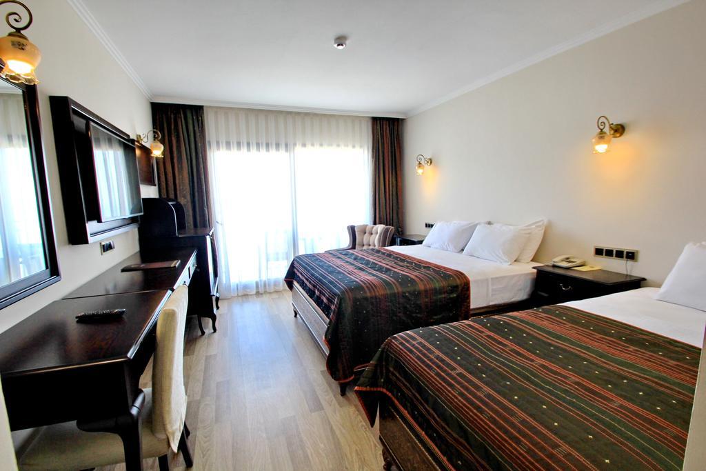 Royal Palace Kusadasi Hotel Phòng bức ảnh