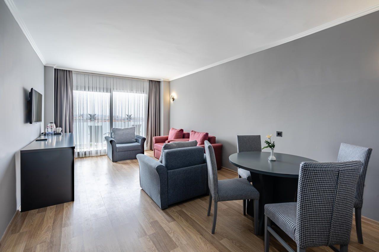 Royal Palace Kusadasi Hotel Ngoại thất bức ảnh